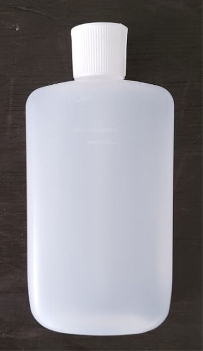 Flasche für Alkoholbrennstoff oder Würzmittel