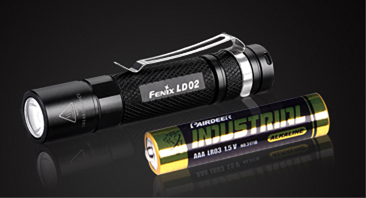 Fenix LED Lampe LD02